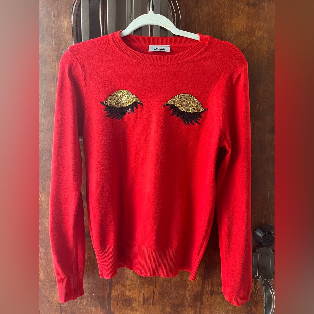 Red long sleeve sweater sexy lashes